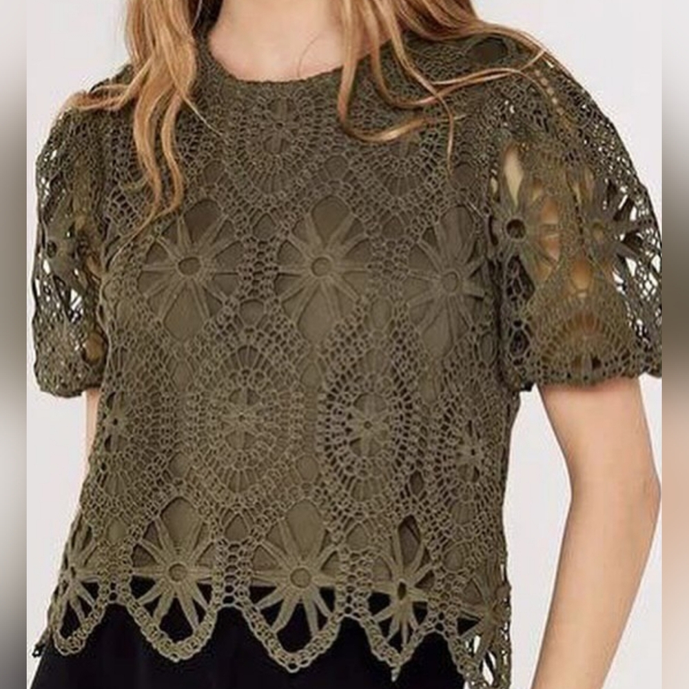 (1770) ULTRA PINK Crochet Top, Size S
